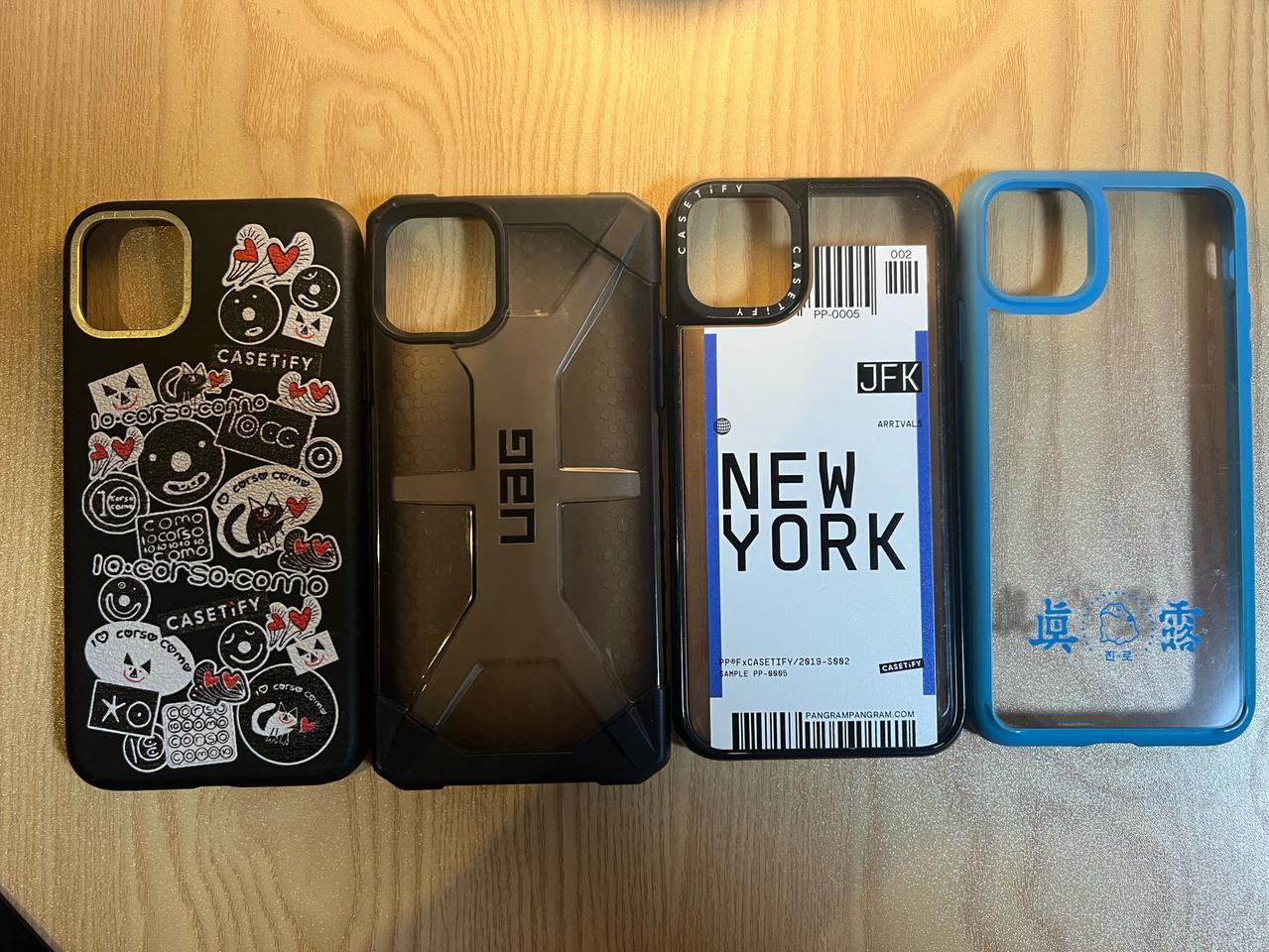 아아폰11 프로맥스 케이스 입니다