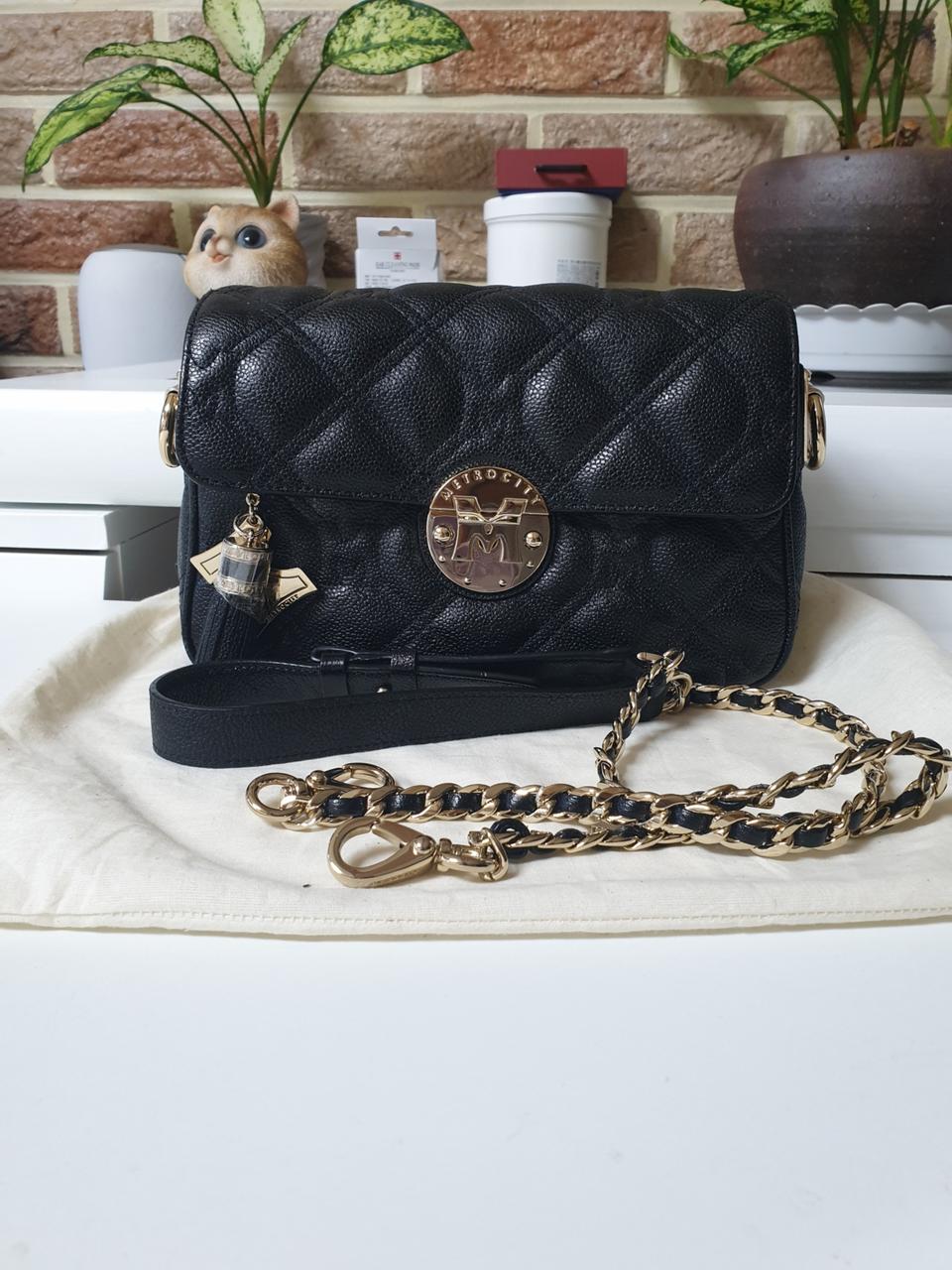 메트로시티 퀼팅 크로스백