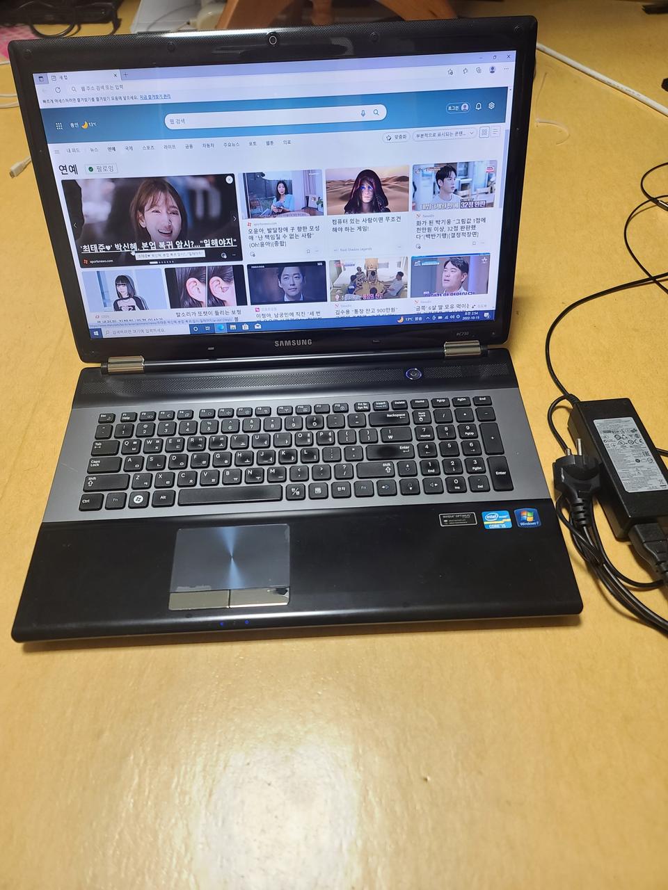삼성 RC730 노트북 i5-2430m 램8 SSD 17.3"인치 액정