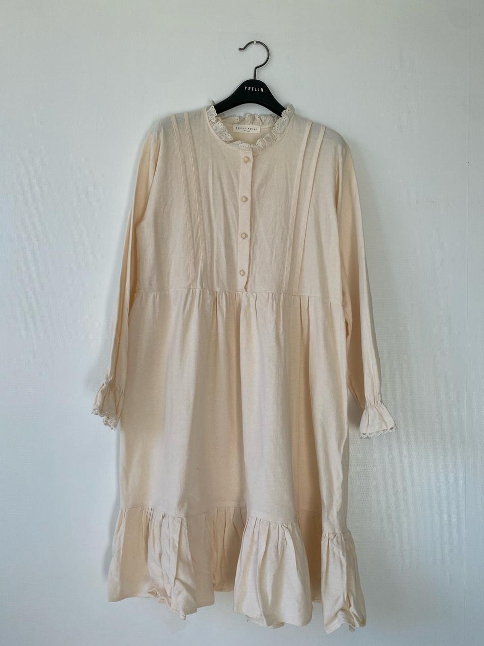 레이스카라베이지원피스