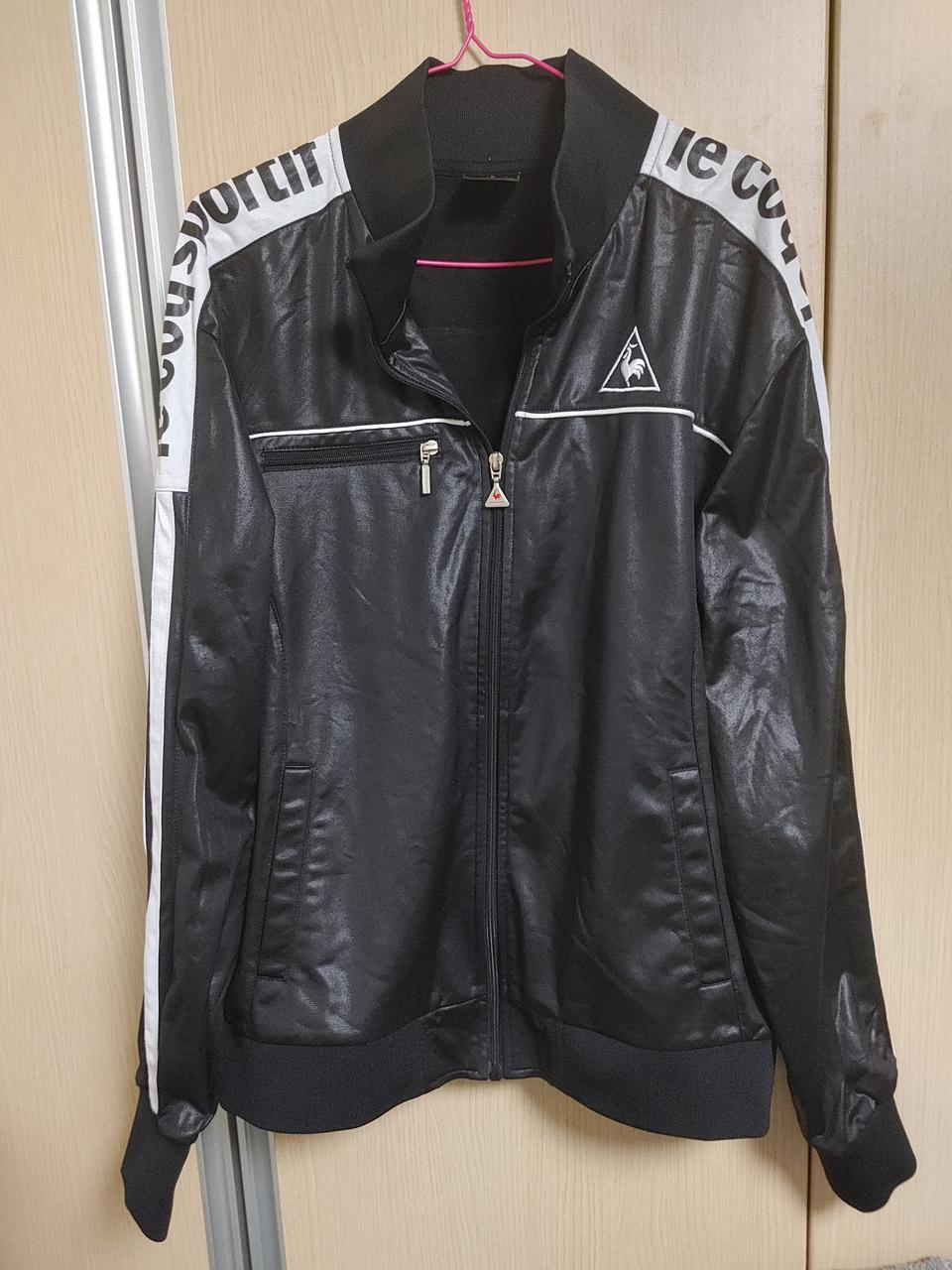 입는 순간 최고.르꼬끄.거의새것.105사이즈.30만.유광.