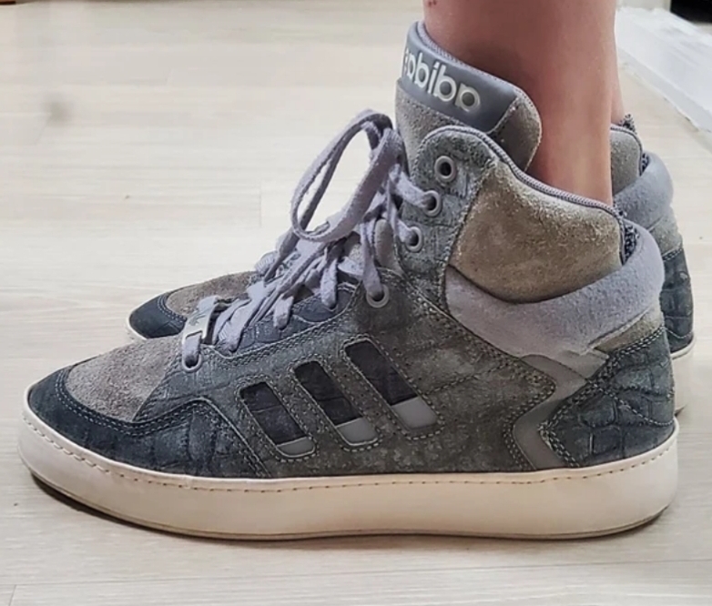 아디다스 운동화