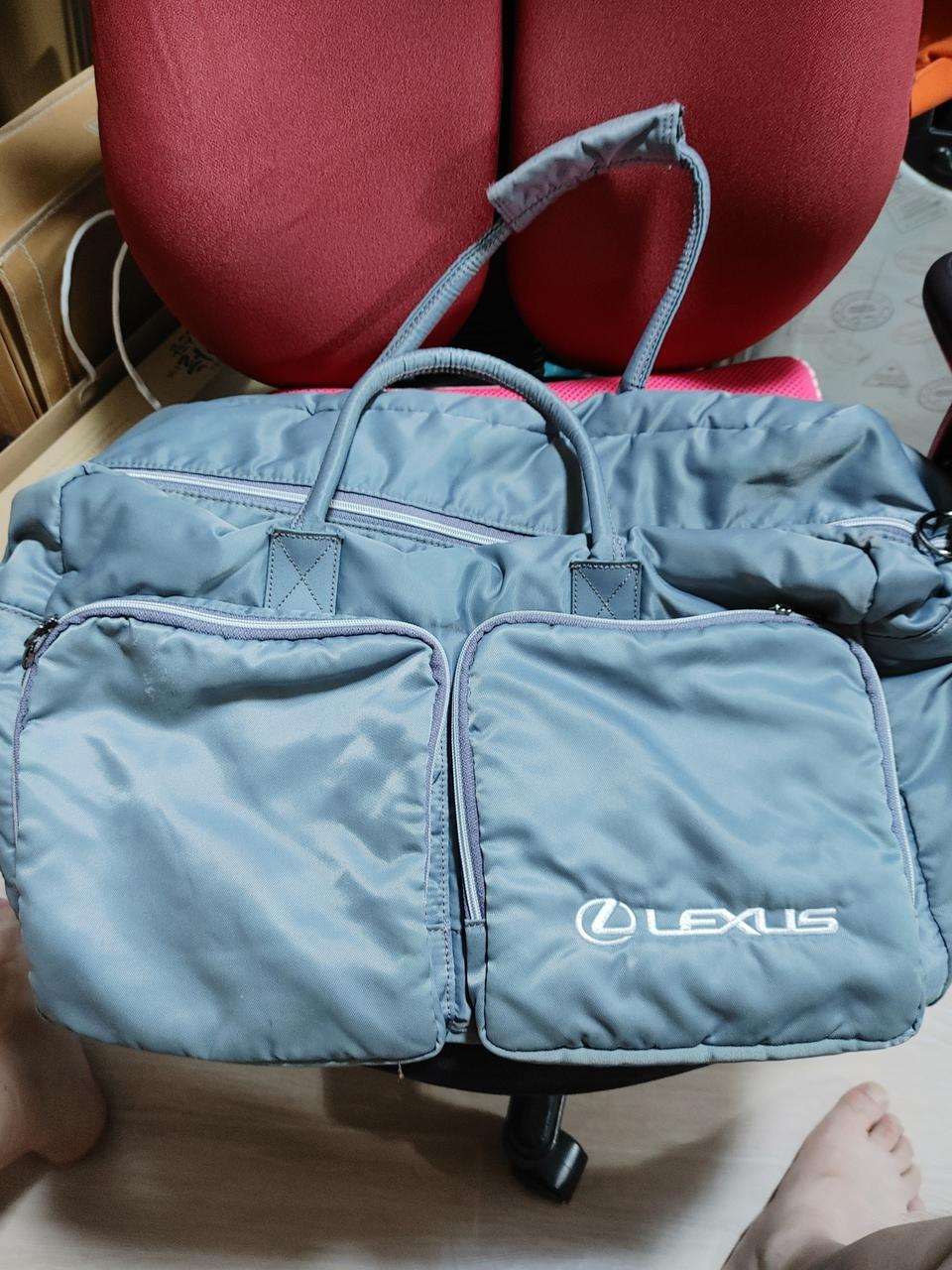 렉서스  보스톤백