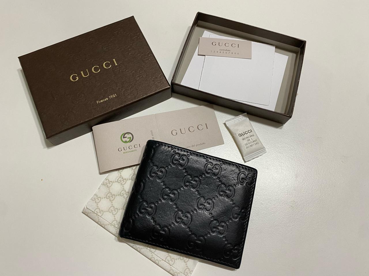 구찌 시그니처 남성반지갑