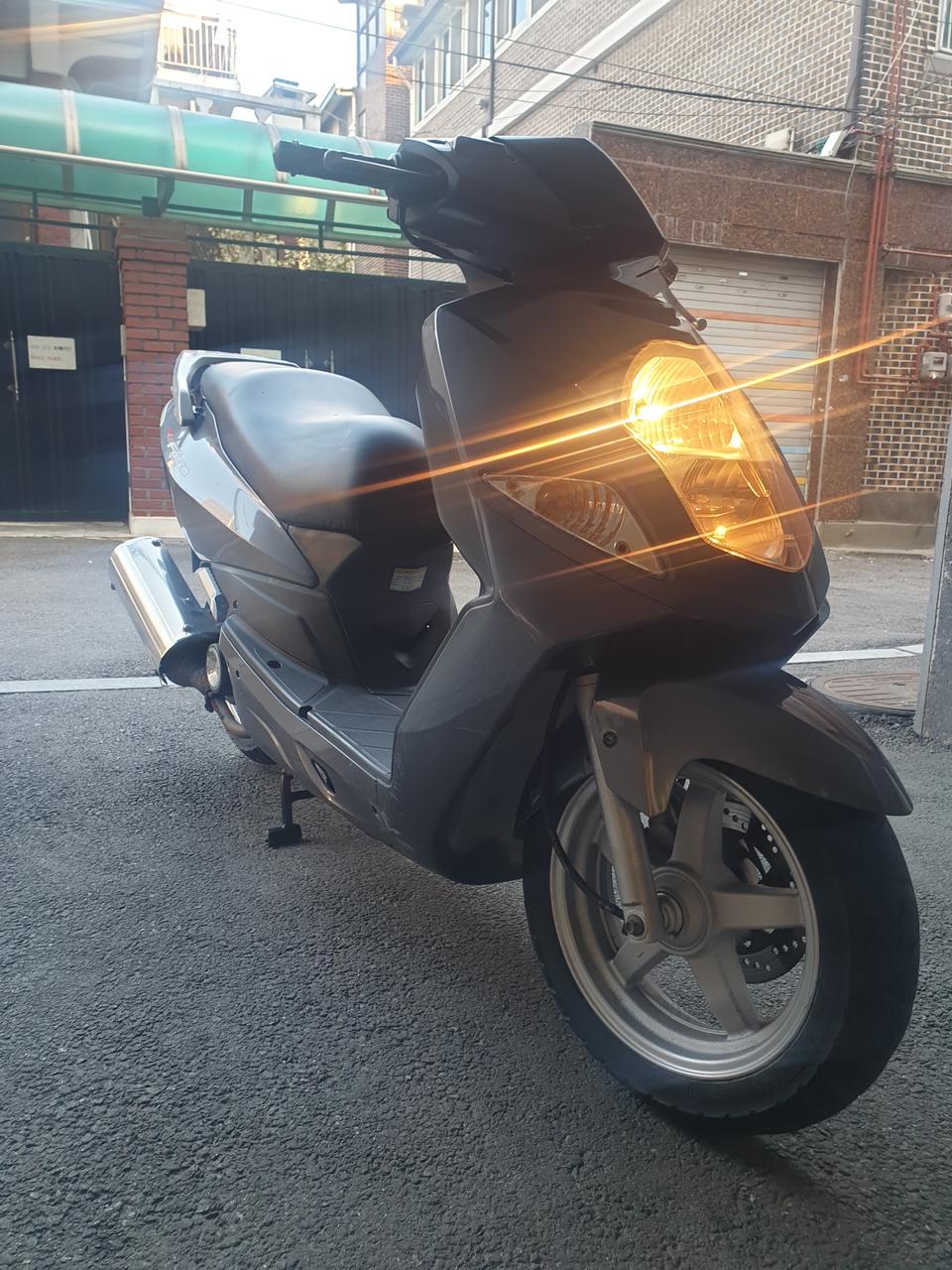 10년식 관리잘된 네오포르테 125cc 스쿠터 판매합니다