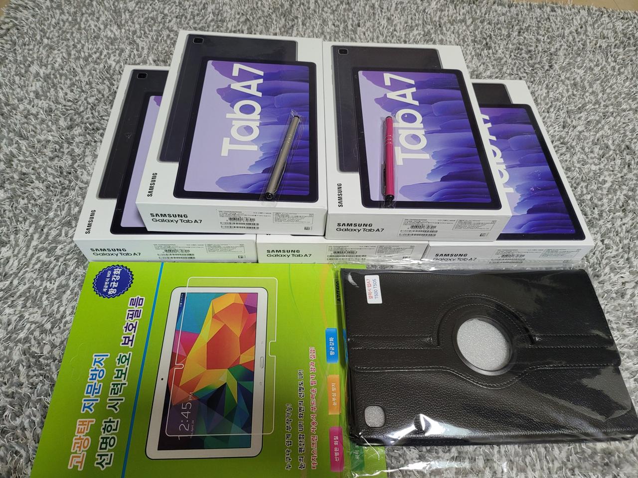 갤럭시탭 A7 10.4  LTE버전 64GBT505N [미개봉. 새제품]