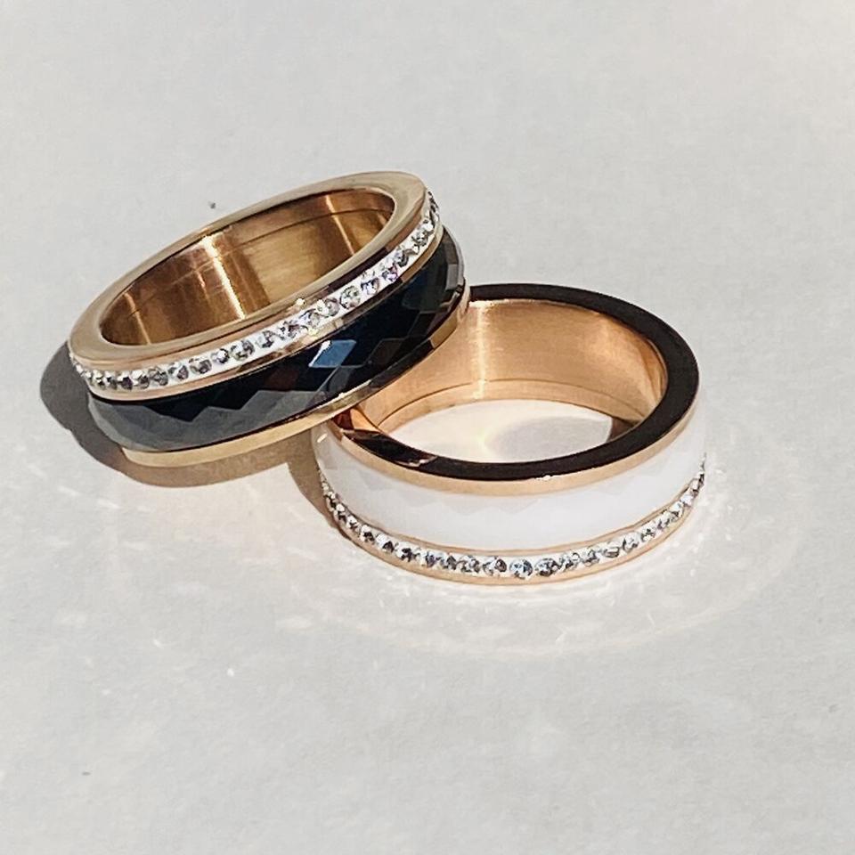 써지컬스틸 컷팅 세라믹 스톤 반지