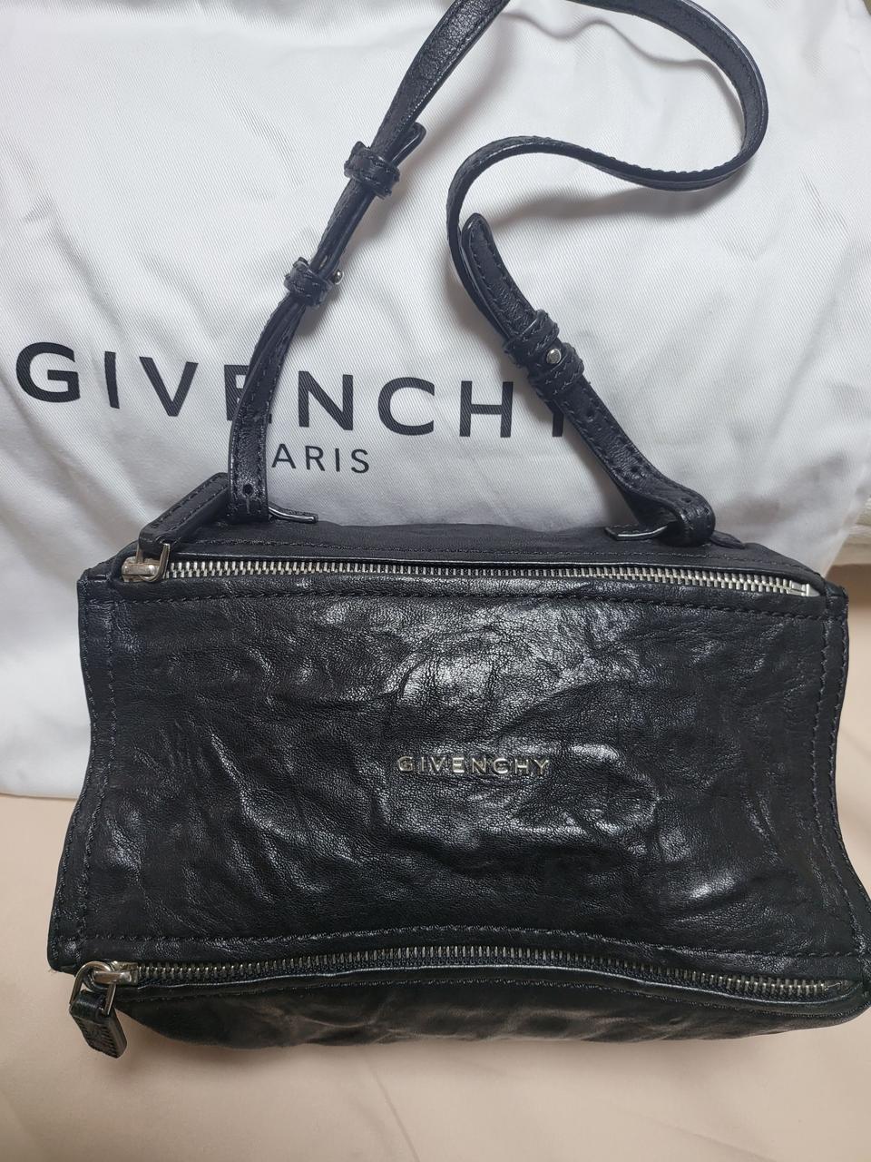 정품 지방시 판도라 미니(가격내림)