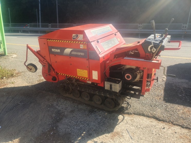 롤베일러 궤도보행식 