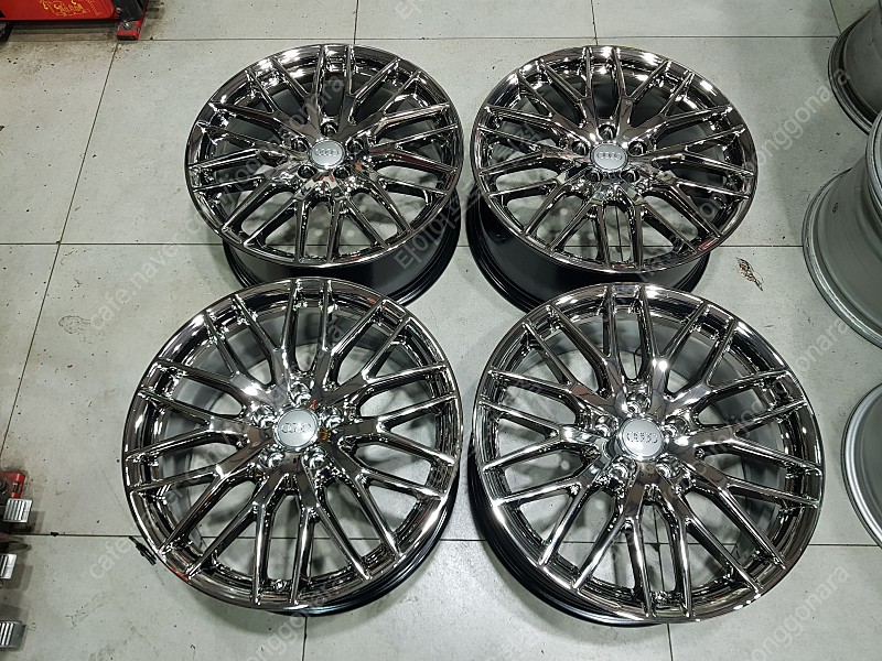 19인치 순정(정품) 아우디A6 페리 크롬휠 판매합니다