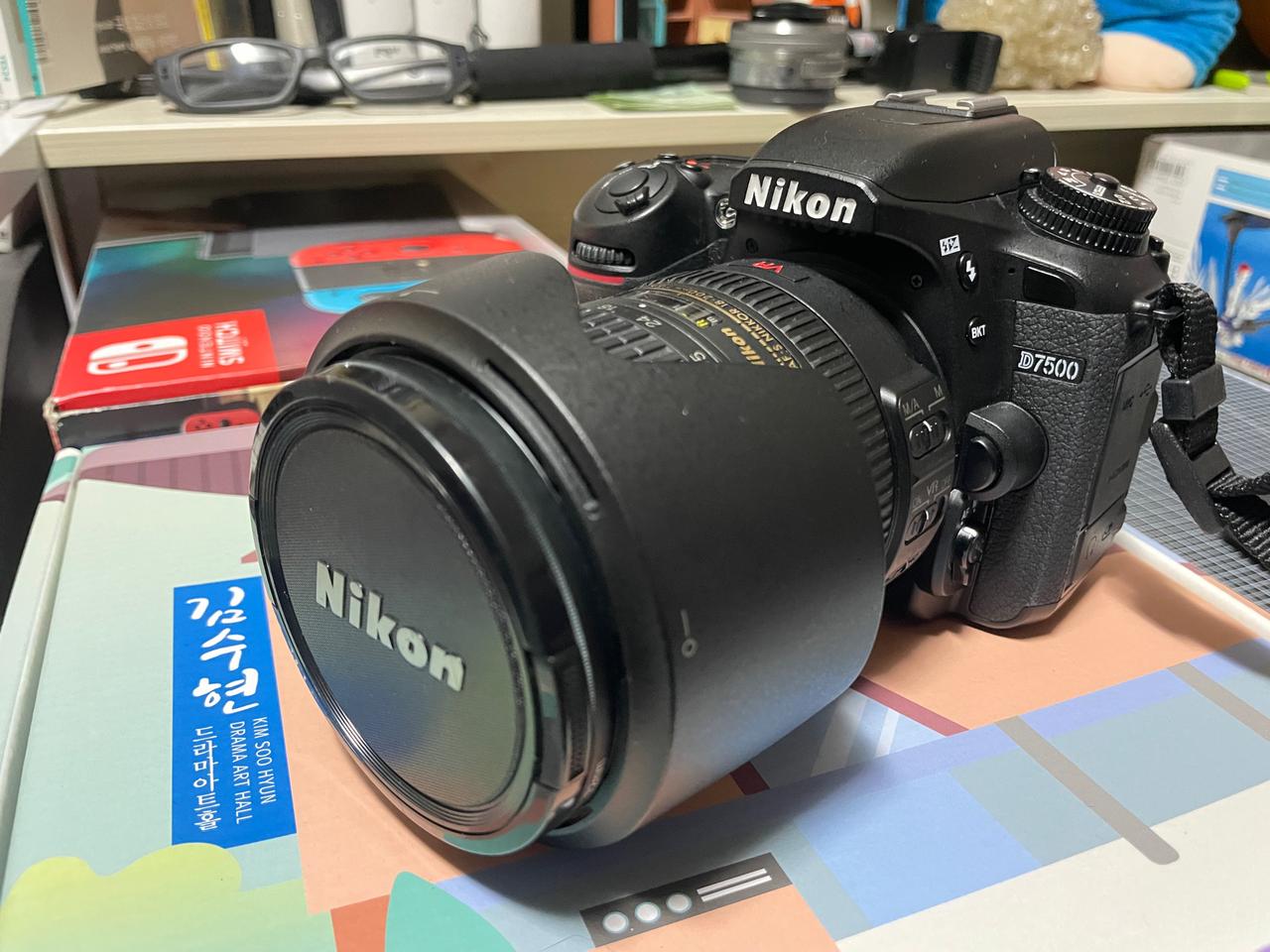 니콘 D7500 + 니콘 18-200 일괄 팝니다.
