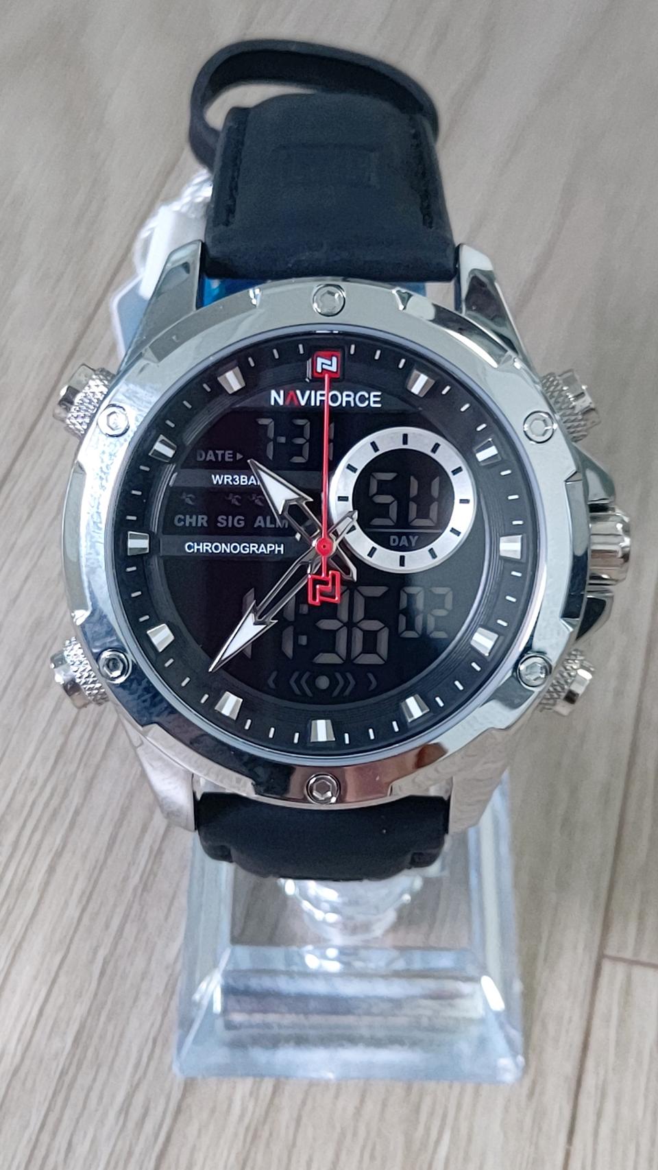 남성가죽 듀얼 손목시계 NAVIFORCE NF9208 + TVG메탈시계줄