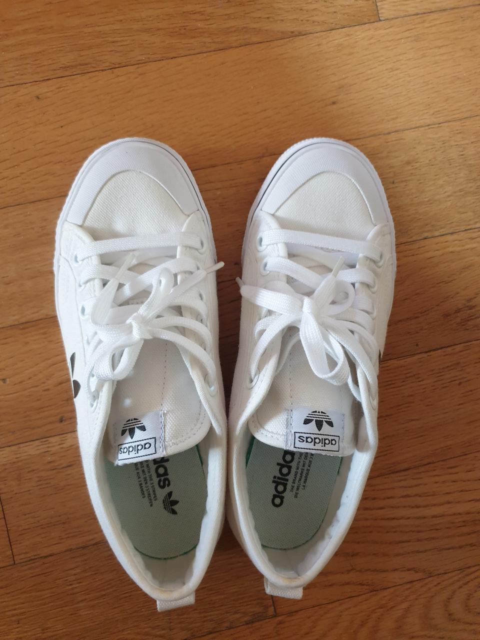 아디다스 니짜 240