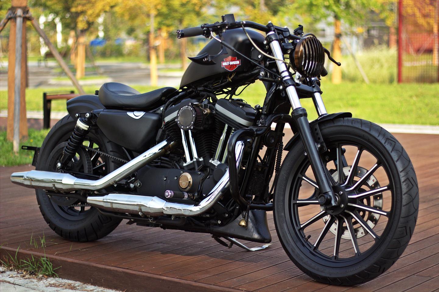 2010년 할리 데이비슨 아이언883 판매합니다