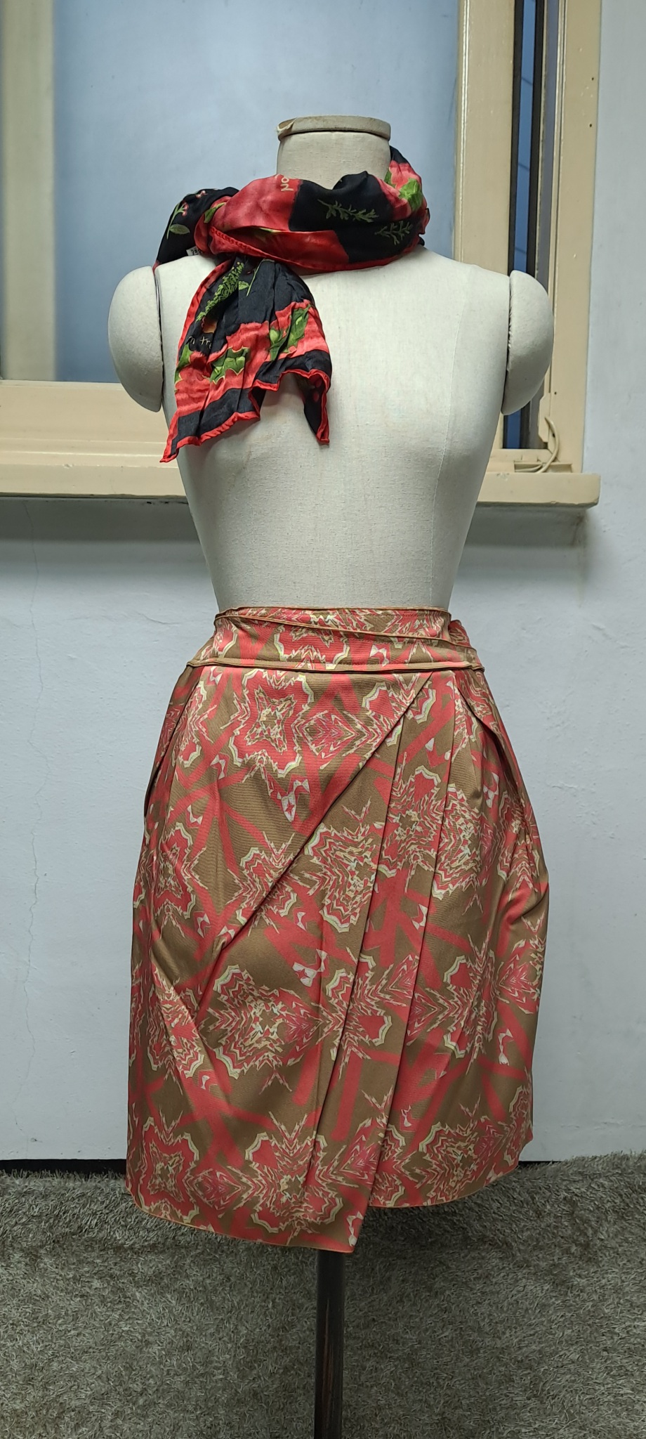 한섬 타임 실크 스커트 67-98