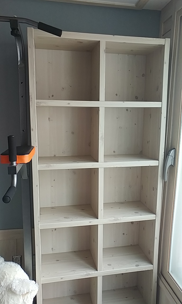 5단 책꽂이 두개