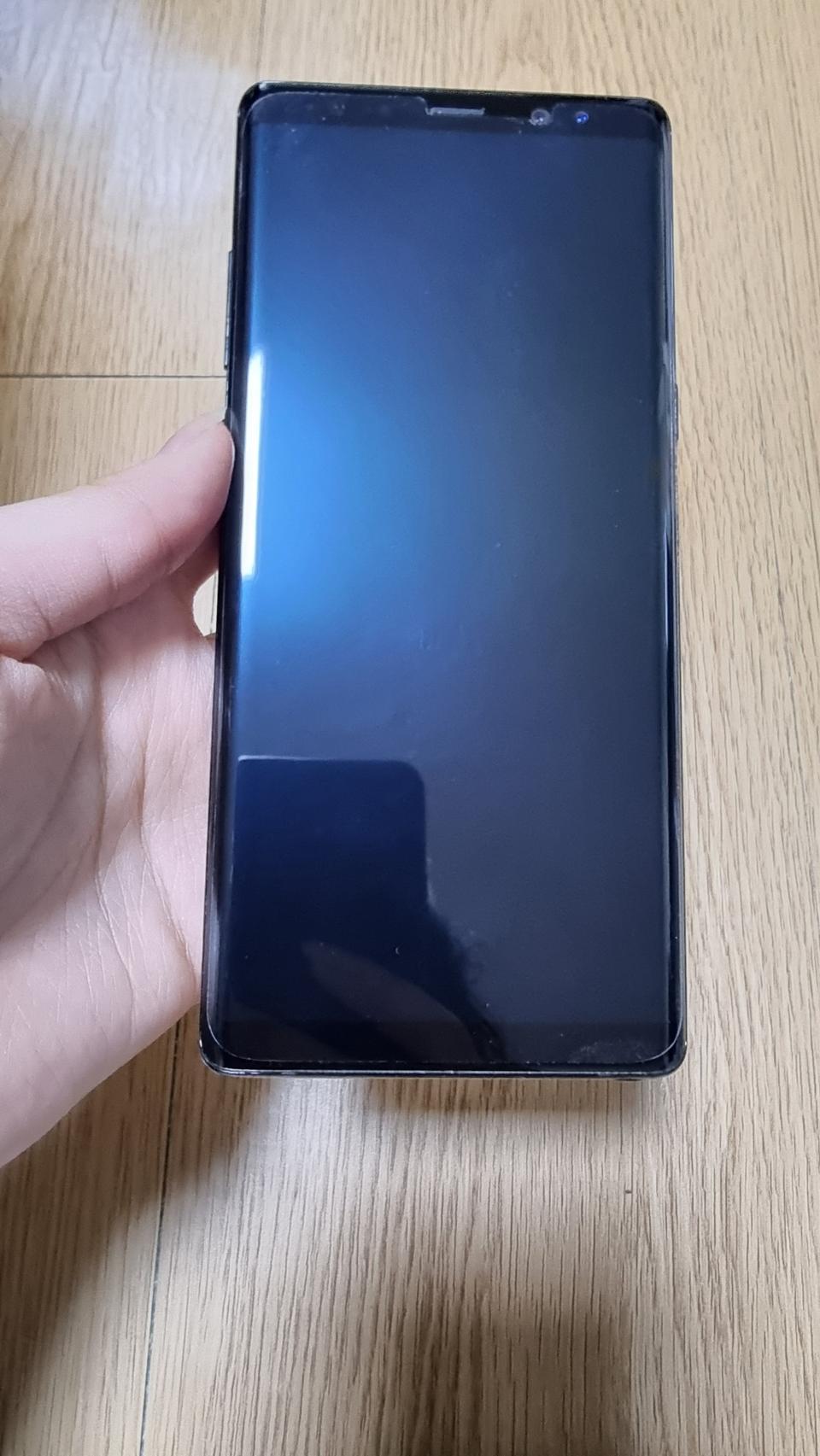 갤럭시노트8 블랙 64GB 팝니다