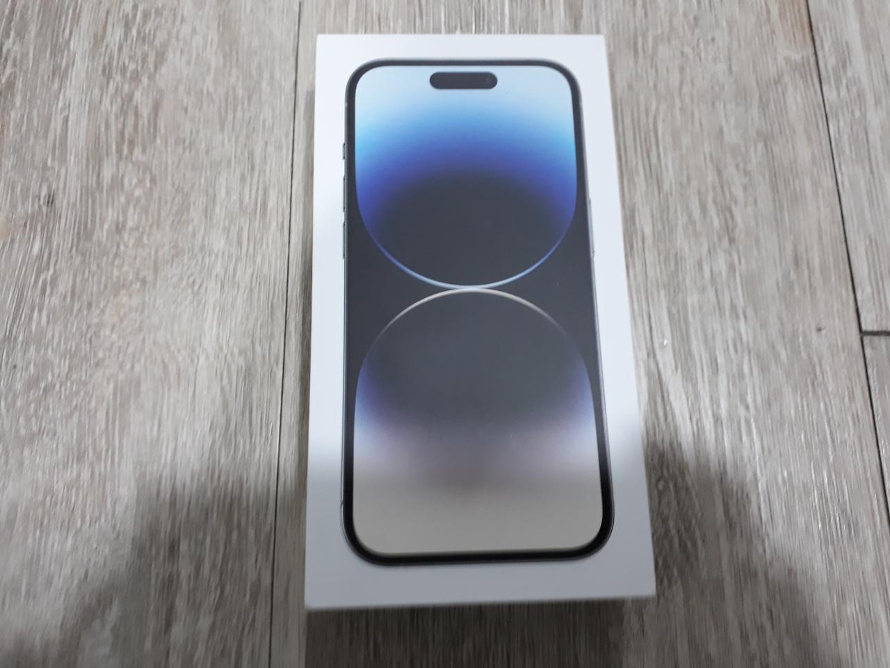 [미개봉] 아이폰14프로맥스 256GB 실버 자급제 판매합니다.