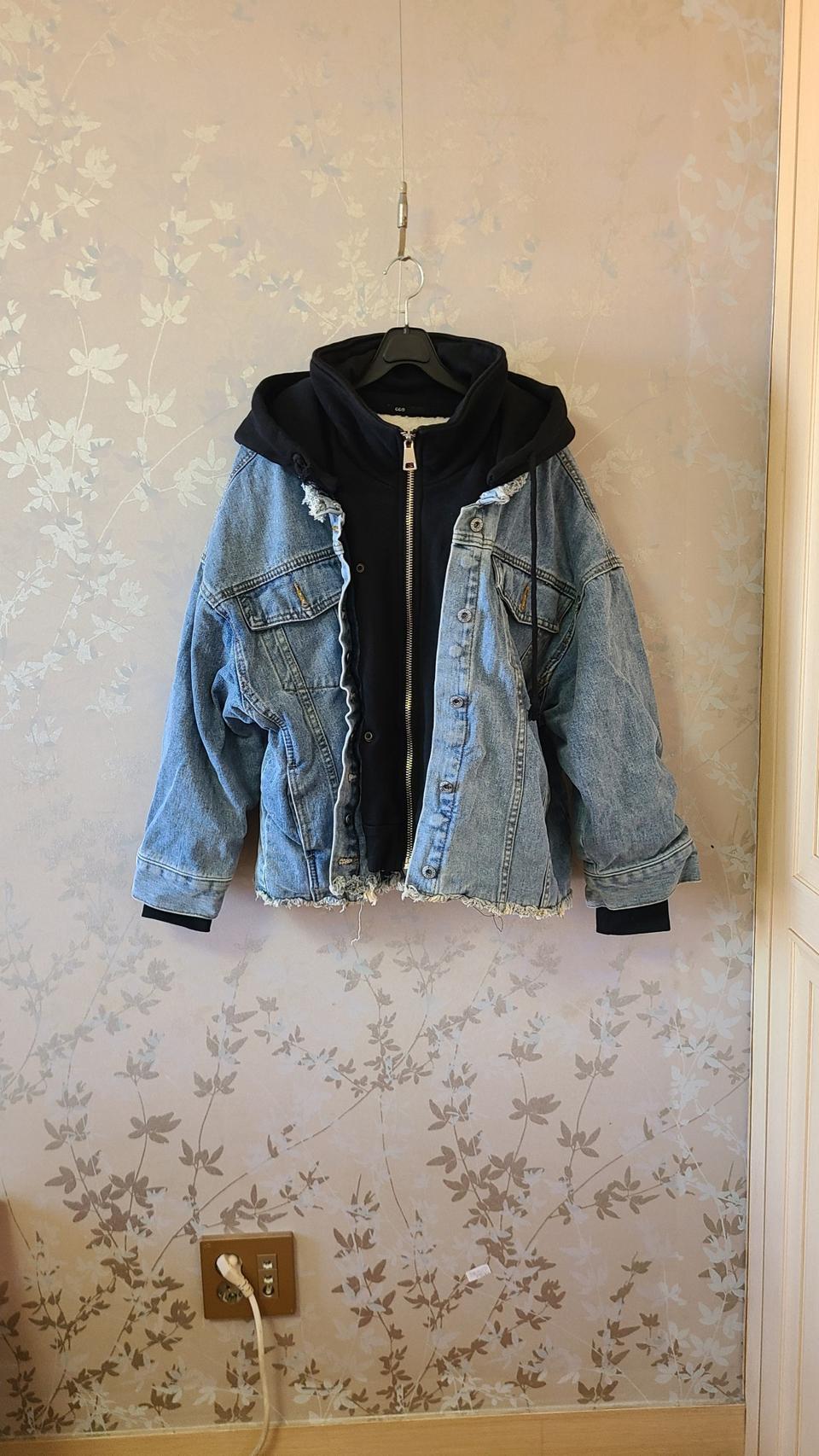 매력적인  청 블랙 후드집업 점퍼