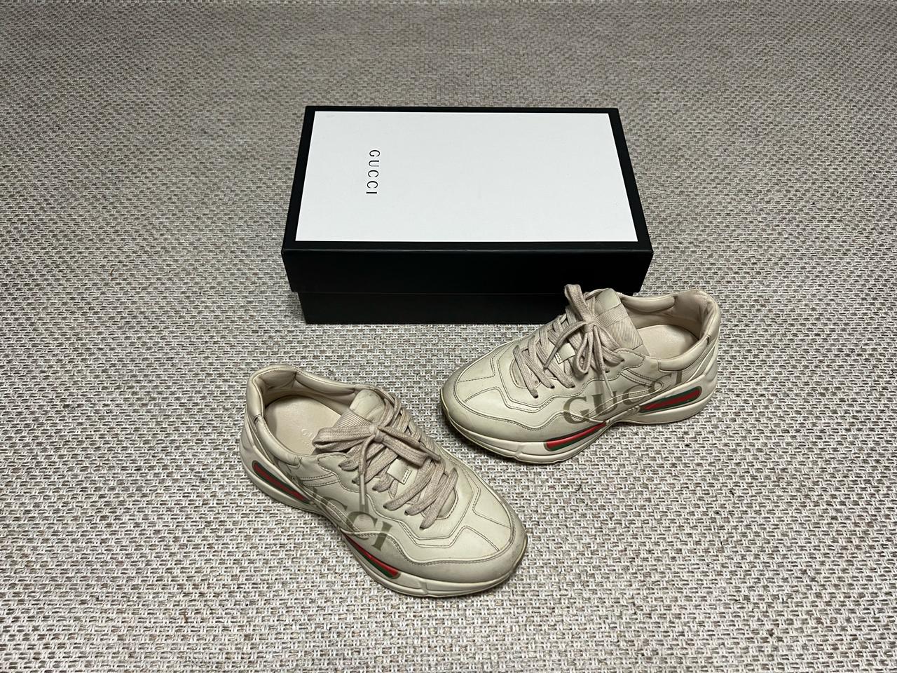 구찌 라이톤 띠로고 35