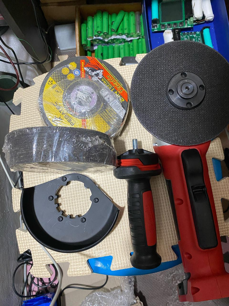 밀워키 충전그라인더