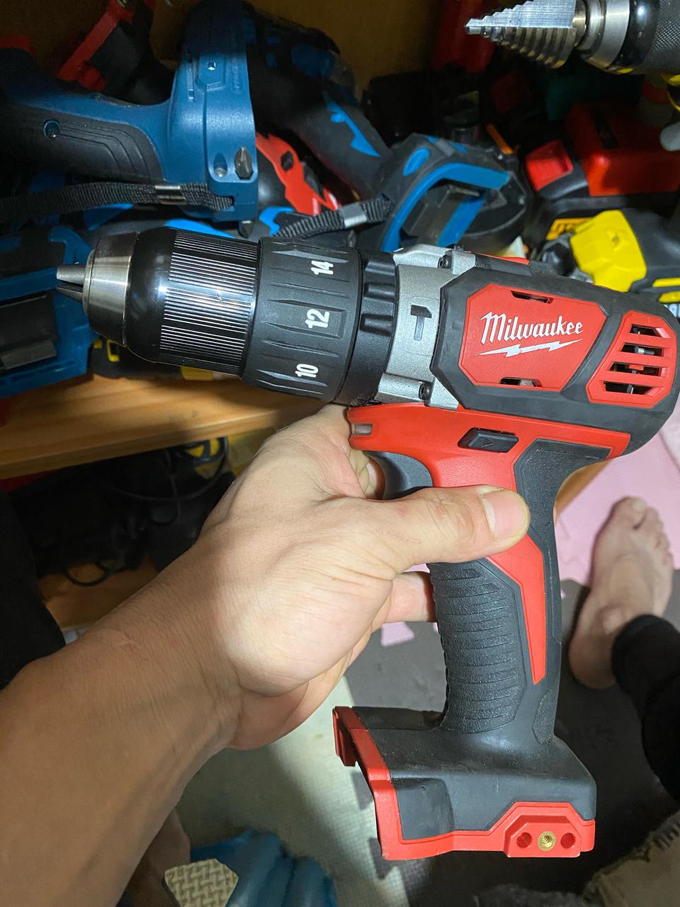 밀워키 충전드릴