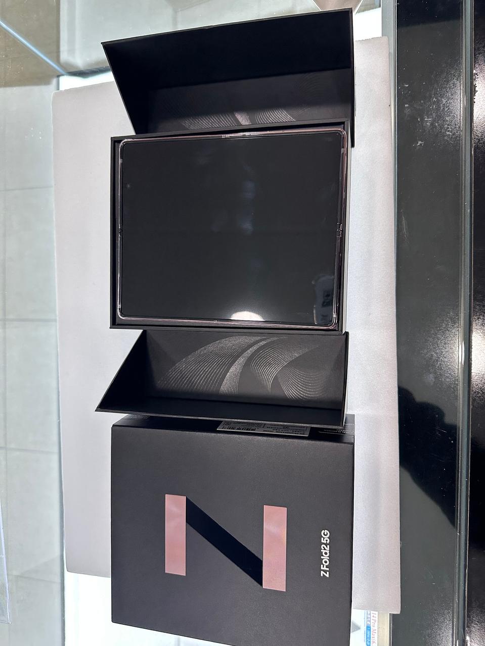 갤럭시폴드2 256GB 미스틱브론즈