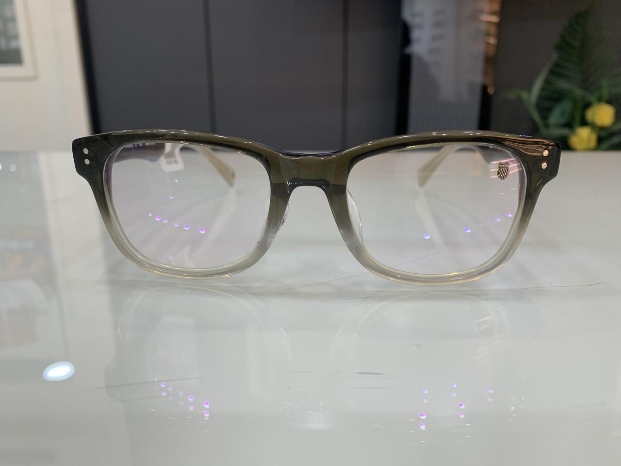 케위스위스 뿔테안경