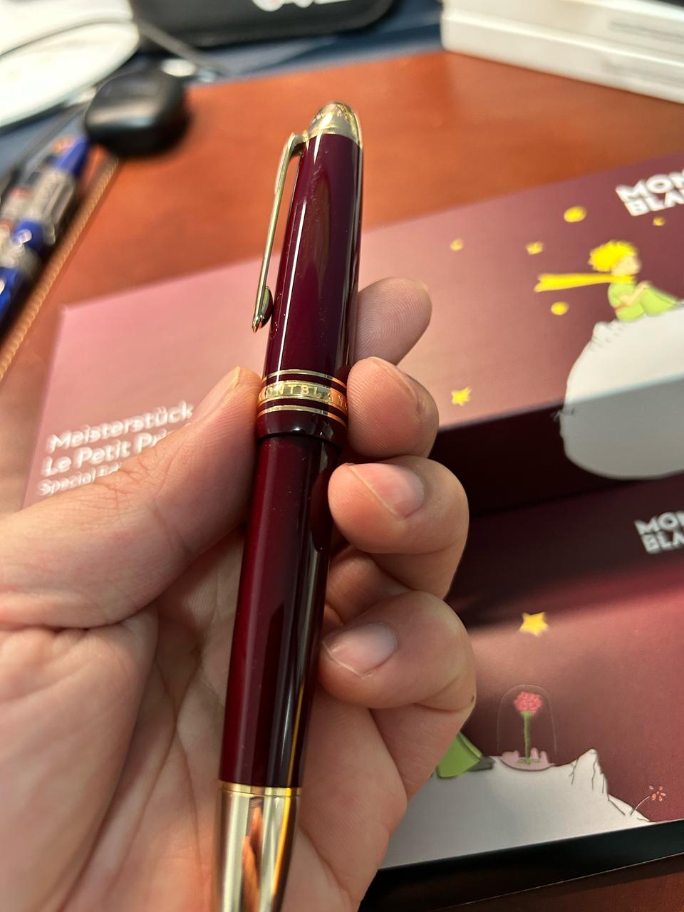 몽블랑 어린왕자와 행성 만년필 버건디