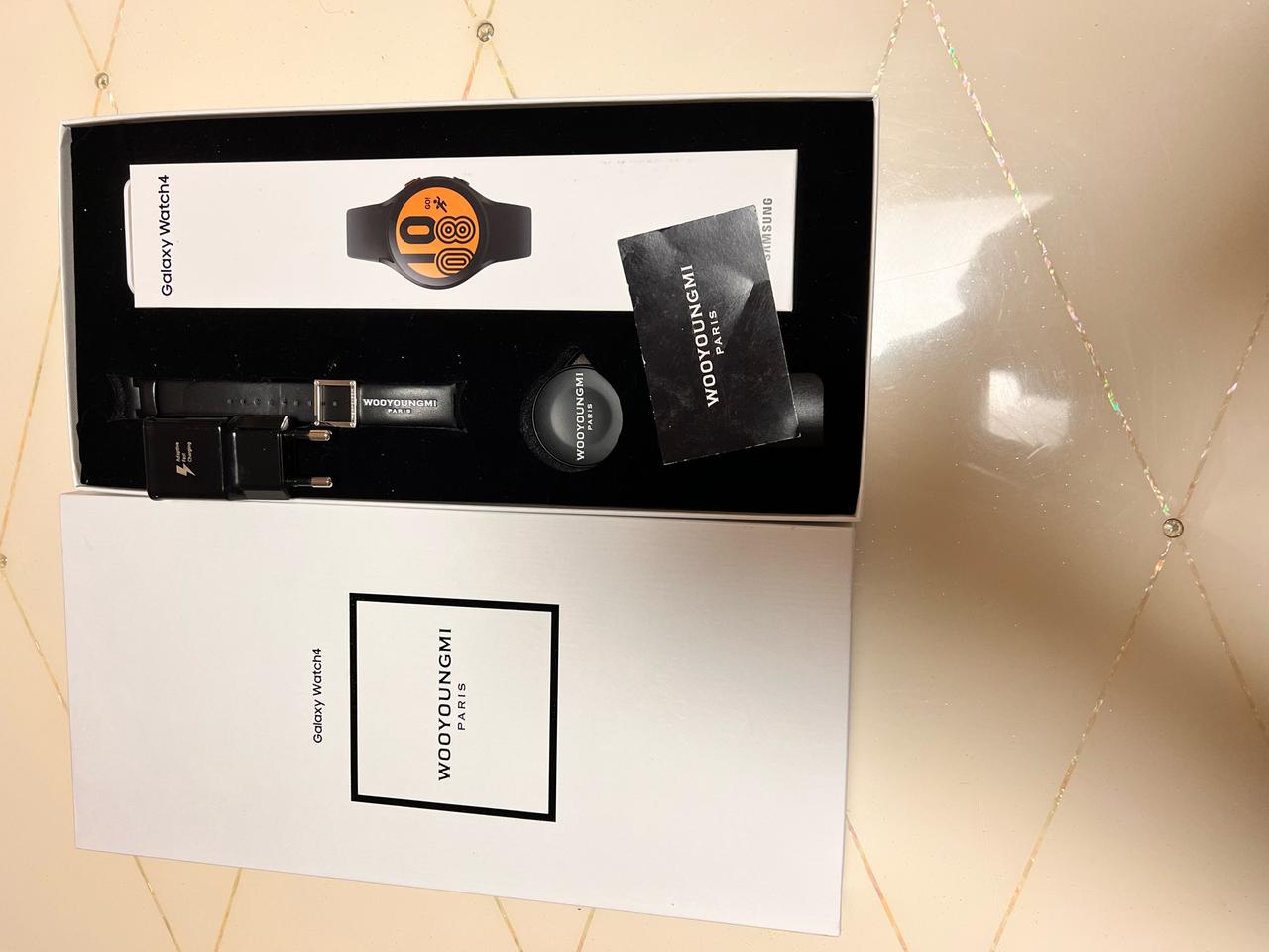 갤럭시워치4 우영미에디션