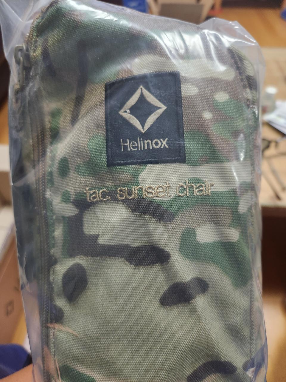 헬리녹스 텍티컬 선셋체어 멀티캠 사상품