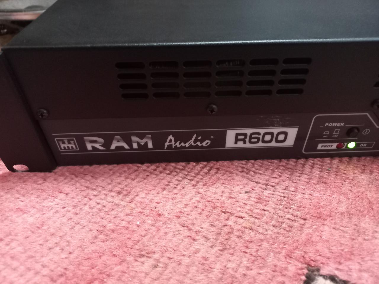 RAM  R600 파워앰프