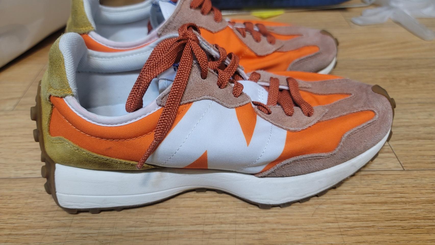 검수가능 뉴발란스327 260 사이즈 35000