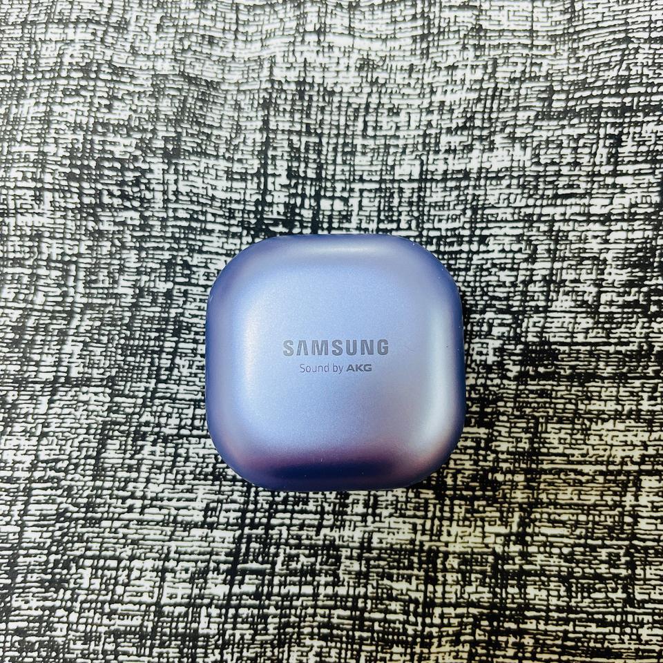 갤럭시 버즈 프로 R-190 바이올렛 충전기 본체 (No 이어폰)