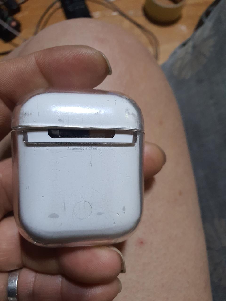 최상급s급에어팟2세대 8만원에급처