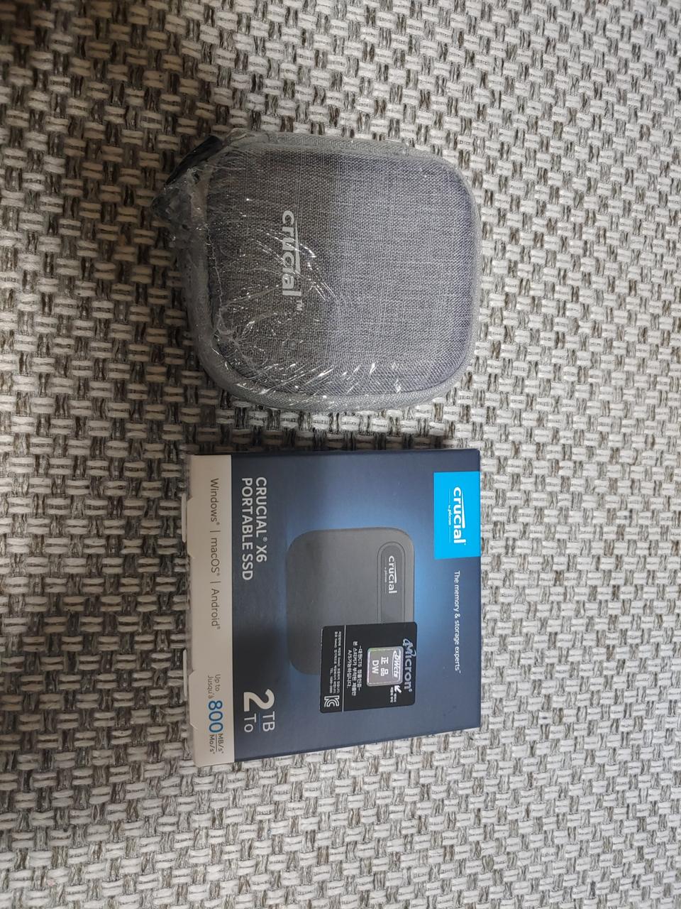 마이크론 정품 2TB 외장SSD + 정품 전용파우치 초소형 새제품 미개봉