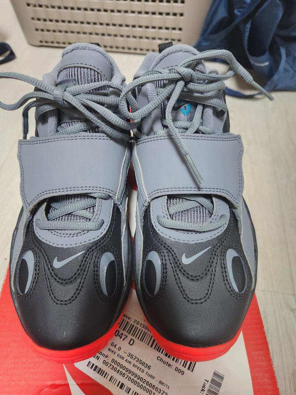 나이키 정품 새상품 230