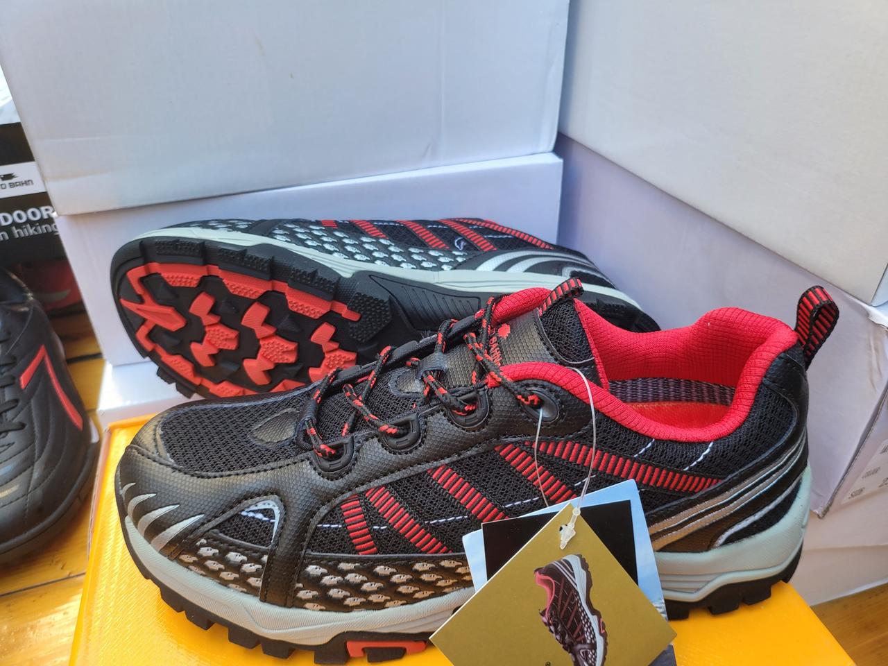 새제품 아우토반 고급 트레킹화,등산화