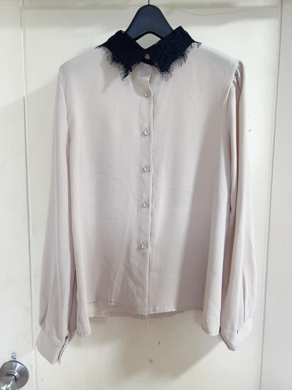 새상품 블라우스