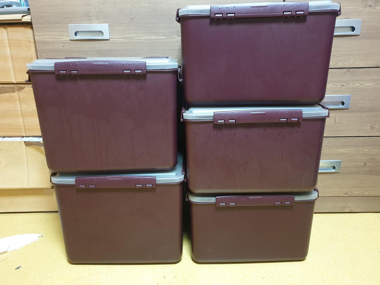 김치냉장고 김치통