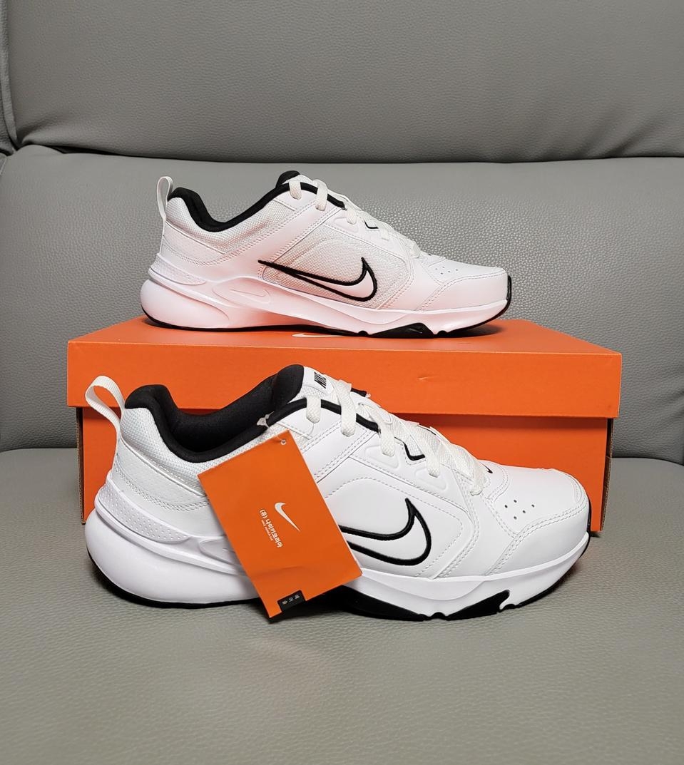 [정품/새신발] 나이키 운동화 275 /택포