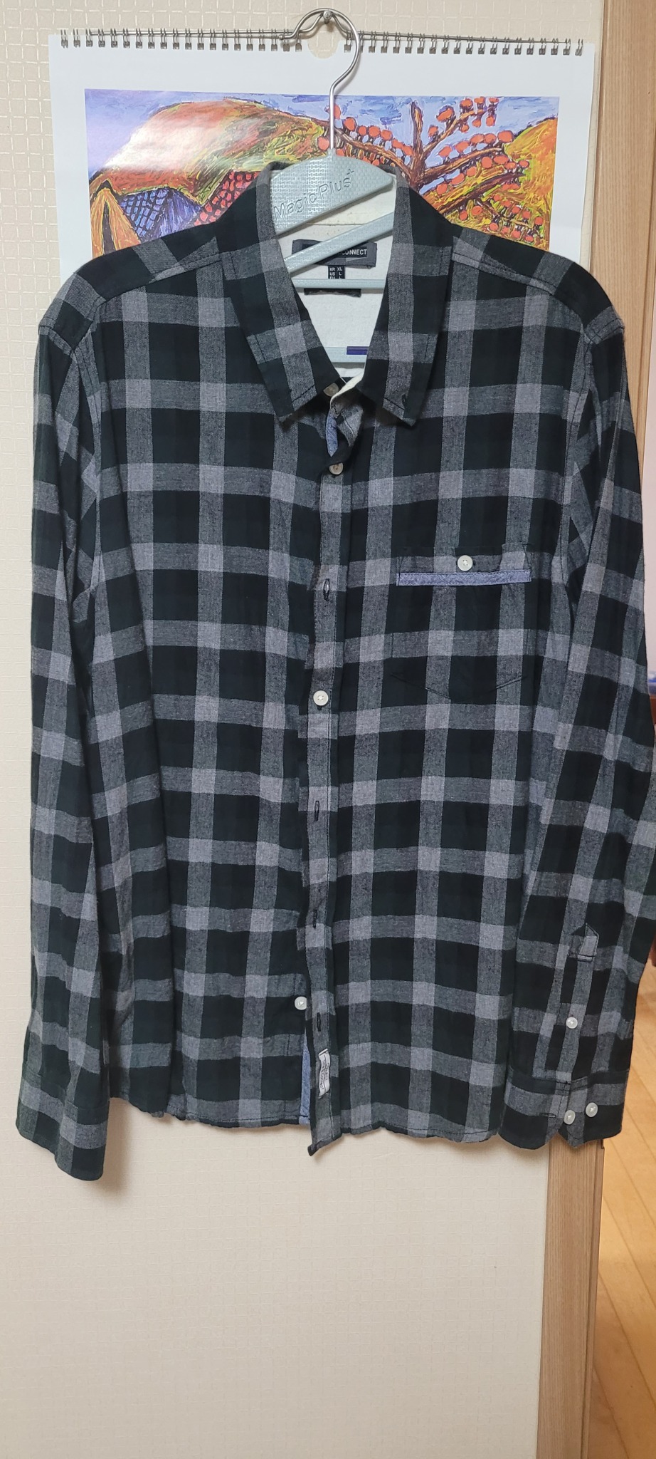 에이치커넥트 검정체크 긴팔 남방 105사이즈 팝니다.