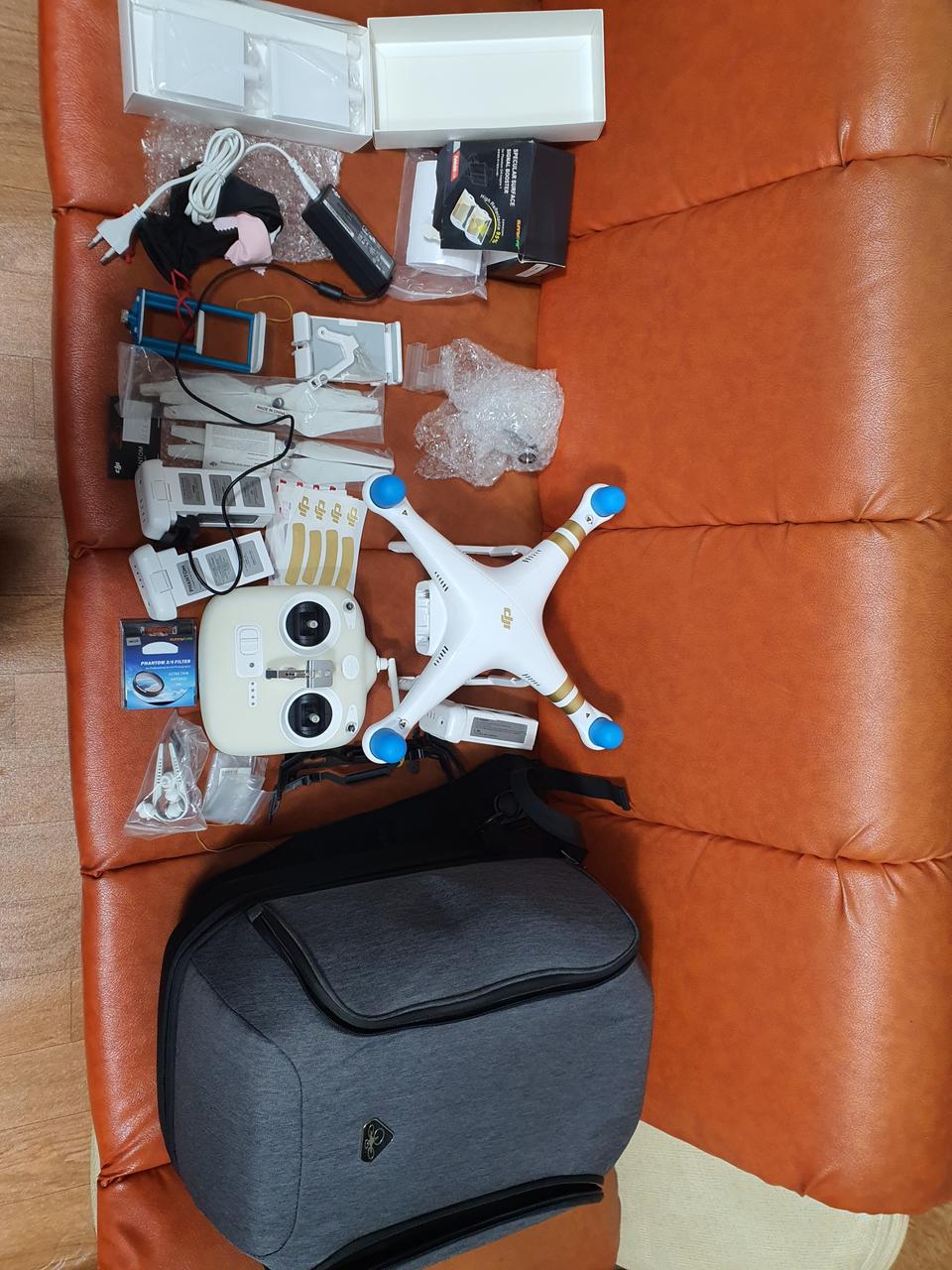 드론 팬텀3. 짐벌쪽. 판손 통채로 팝니다