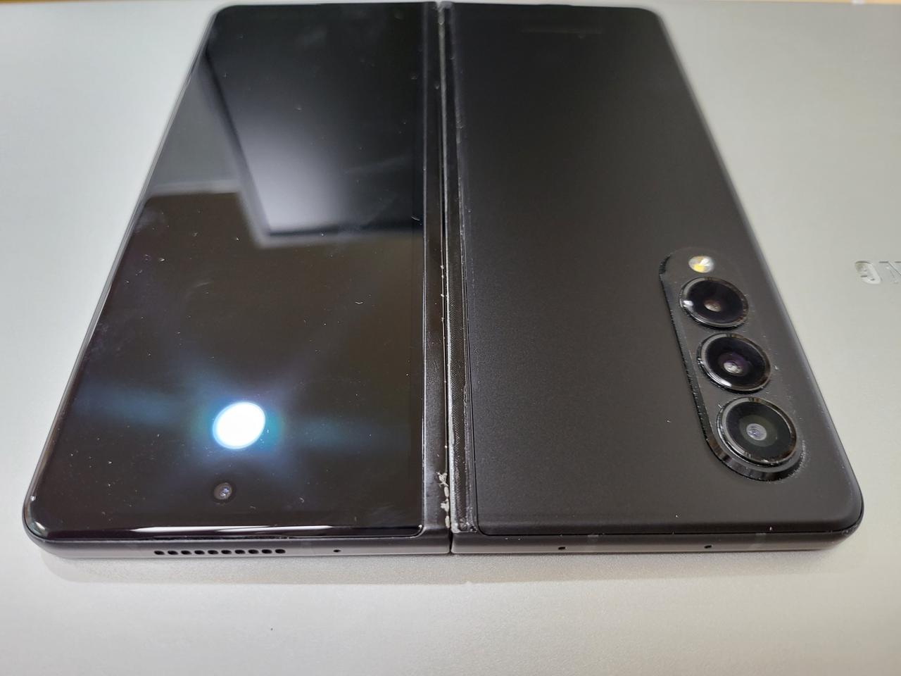 갤럭시 Z 폴드3 256기가 블랙 정상해지 선택약정가능