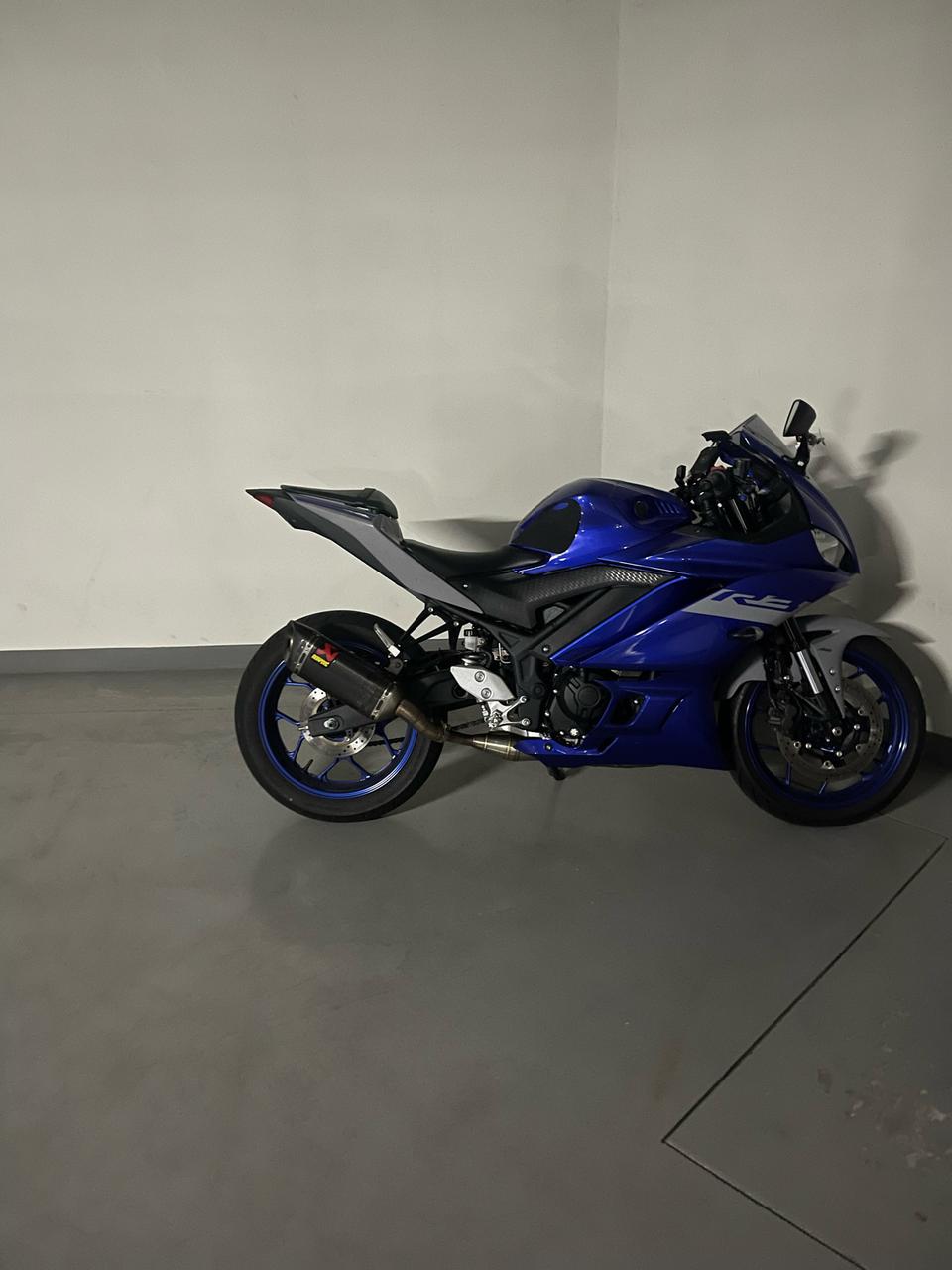 r3신형 급처합니다 키로수 8015(가격내림)