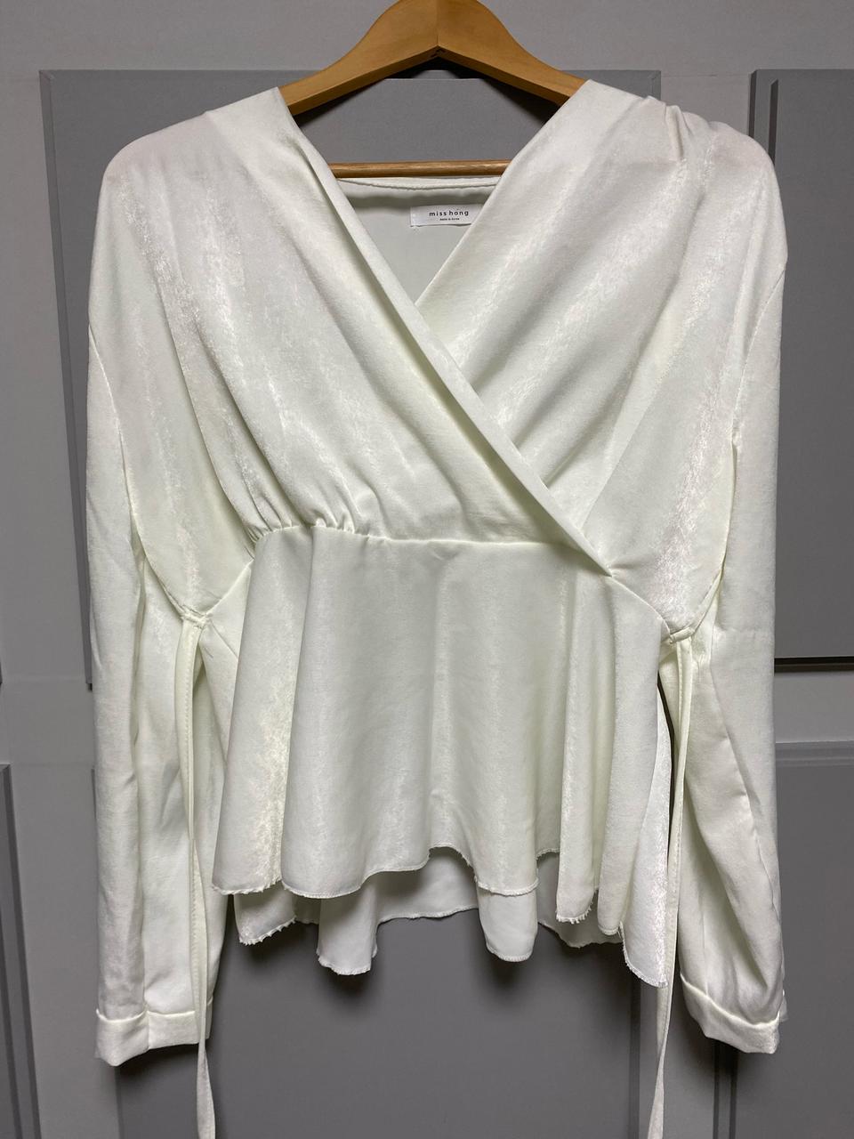 브이넥 블라우스 판매