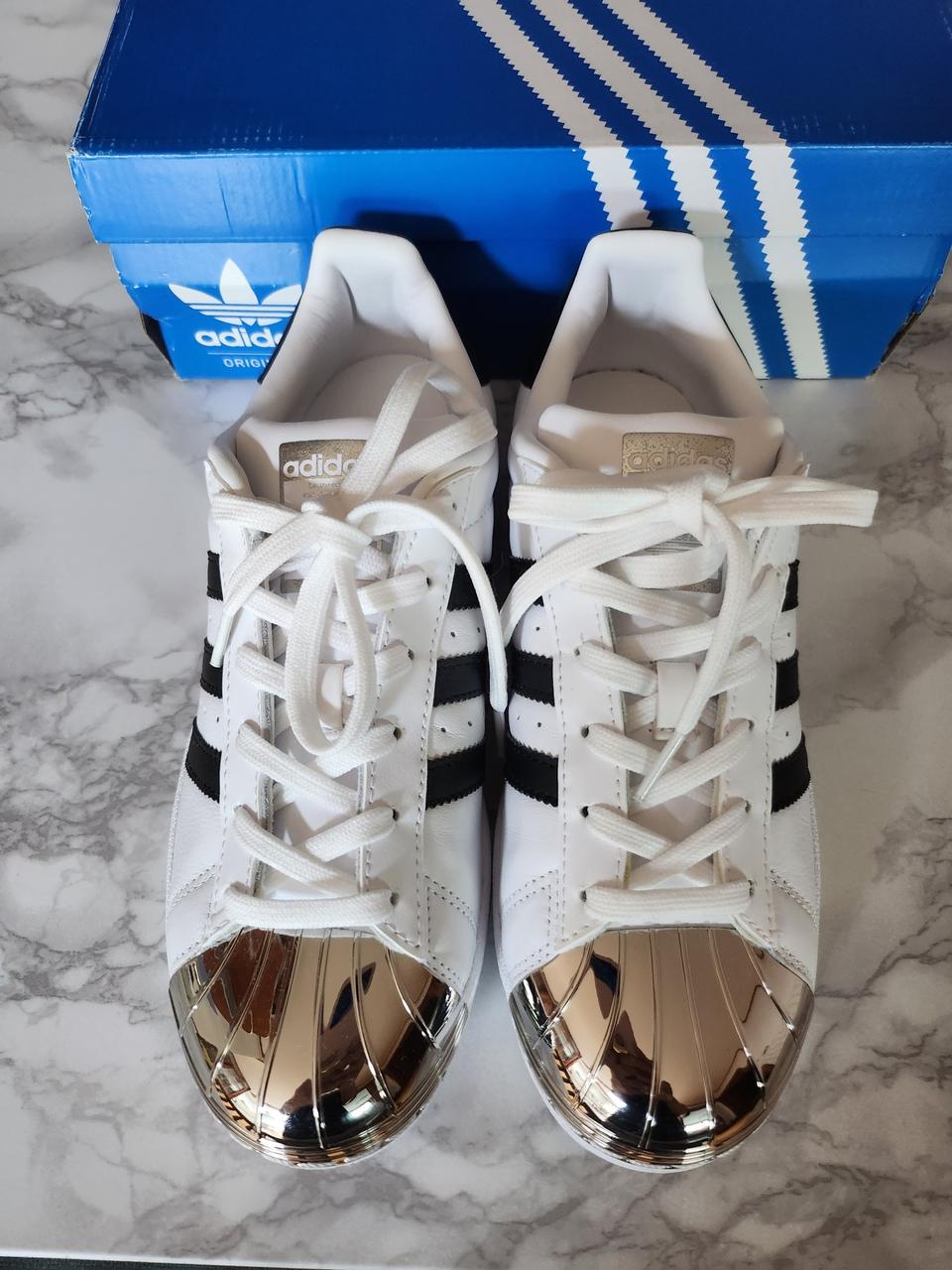 아디다스 슈퍼스타  메탈 실버  240