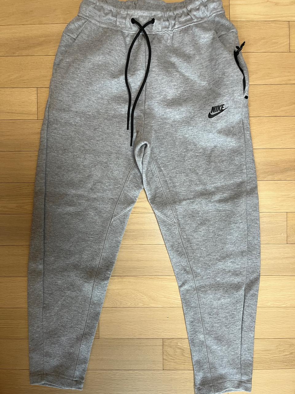 나이키 테크팩 M