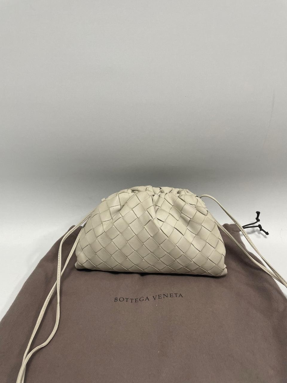 보테가 위빙만두백