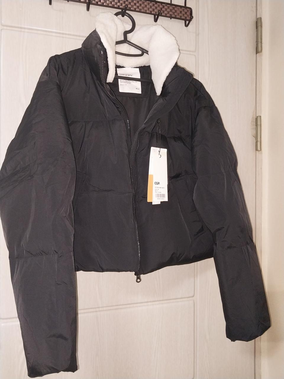 넥워머 크롭 엔센셜 패딩